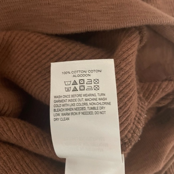 Lucky Brand Garment Dye Thermal Mock Half Zip in Brown. Size Medium - Picture 11 of 11